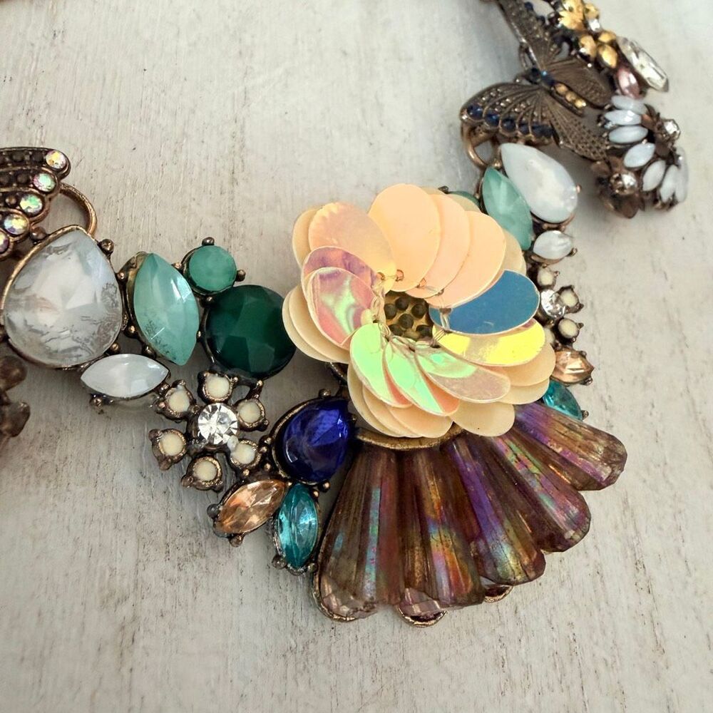 Statement Butterfly & Floral Bib Necklace Mixed Media Rhinestone Sequin Necklace - Picture 8 of 12